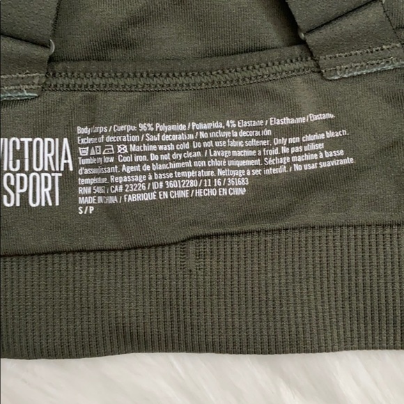 NWOT Victoria Sport army green sports bra - Picture 4 of 5